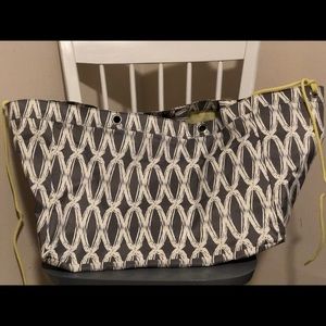 ❄️Thirty-One Soft Utility Tote❄️